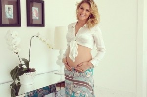ana hickmann